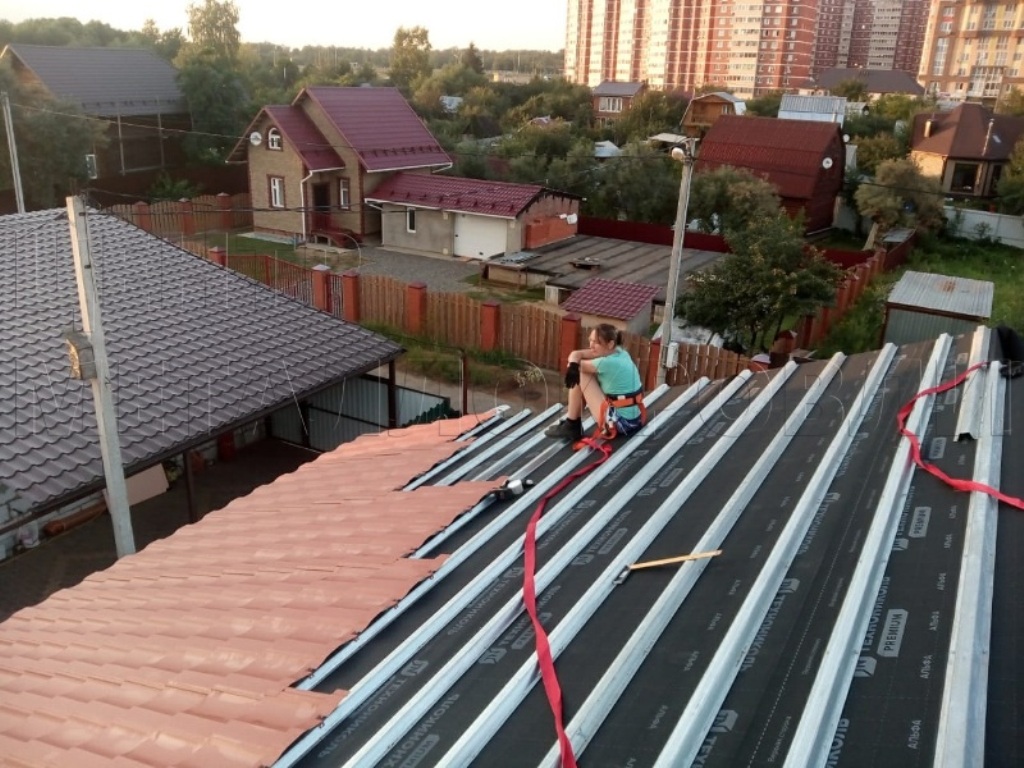 Металлочерепица Геркулес 8004 терракотовый Стальной Бархат от Центра Металлокровли в Пензе